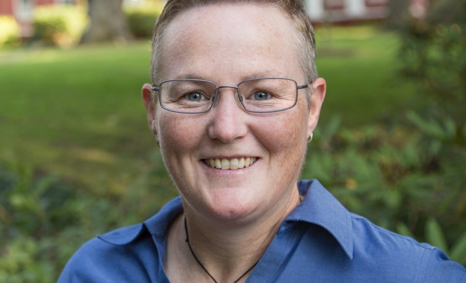 Photo of Rachel Weir